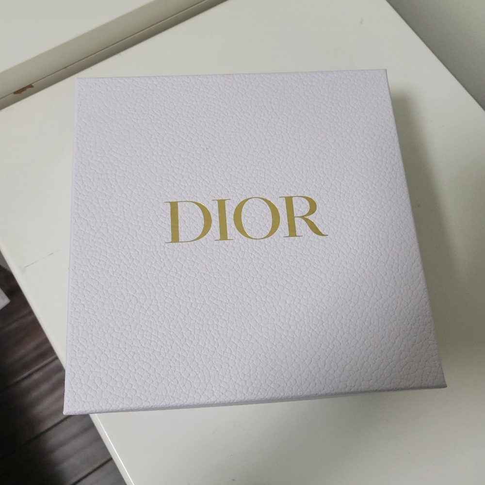 Dior Gift Box $10 Each. - Picture 1 of 7